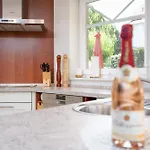 Feriehus Haus Sommerzeit *