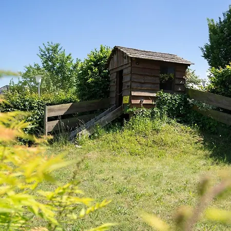 Haus Sommerzeit 度假居