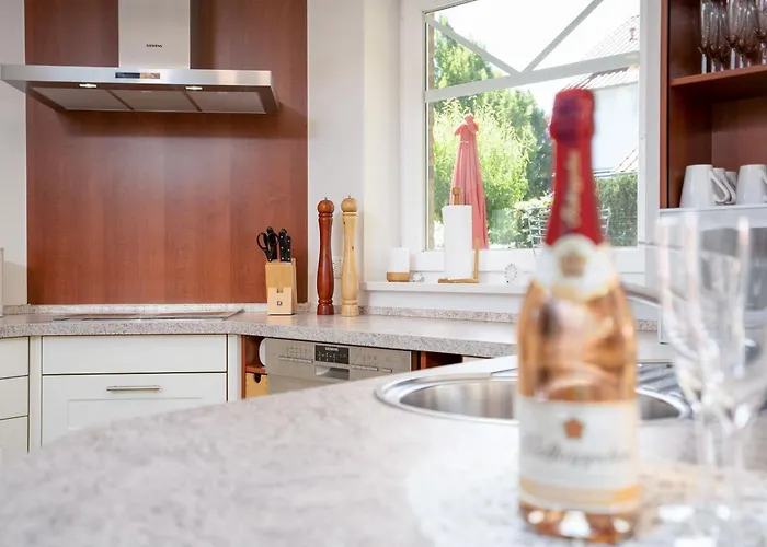 Feriehus Haus Sommerzeit *